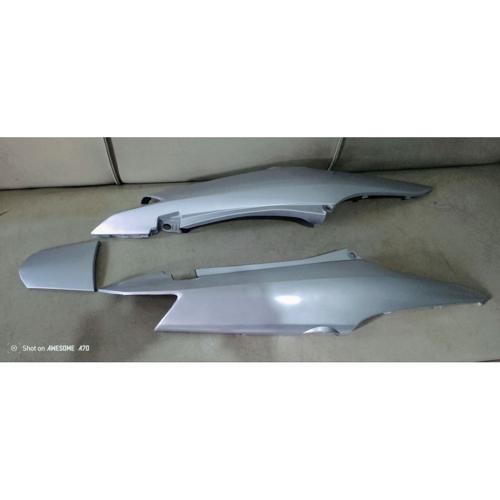 COVER BODY/BODI BELAKANG BODI SAMPING SUPRA FIT NEW SUPRA FIT X WARNA SILVER