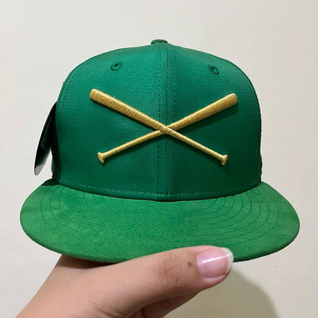 Topi New Era Justfitteds Patricks 2025