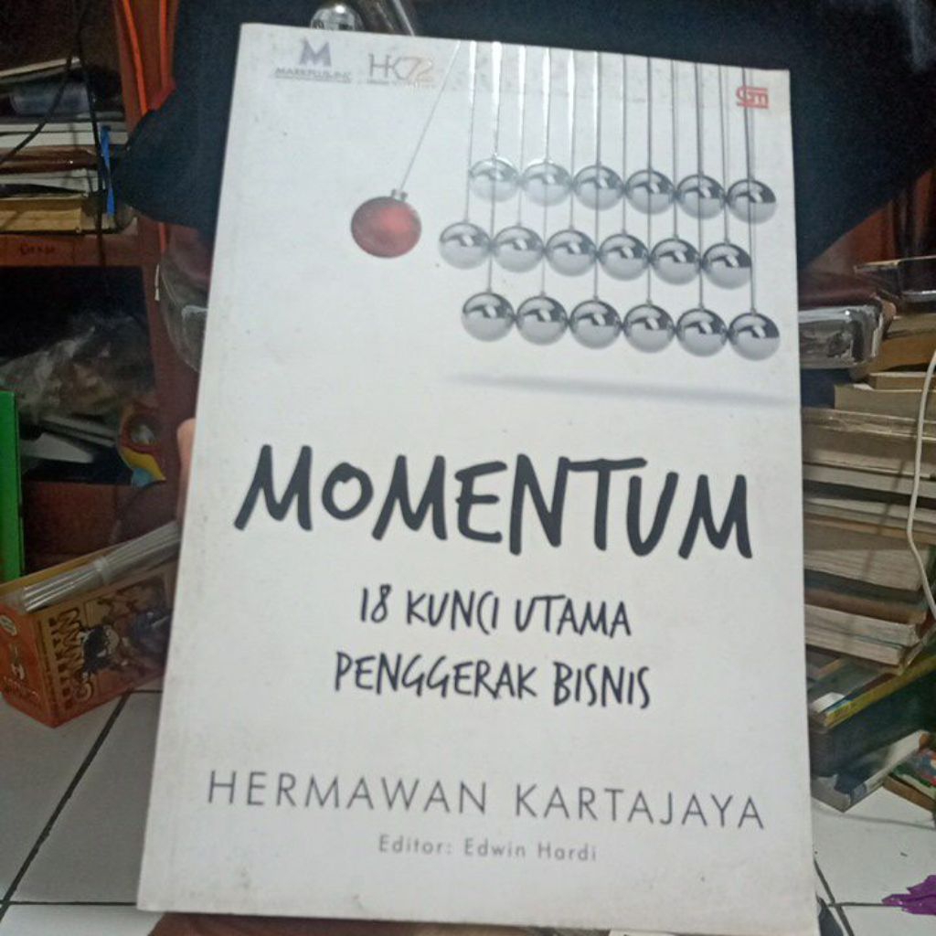 buku momentum 18 kunci utama penggerak bisnis