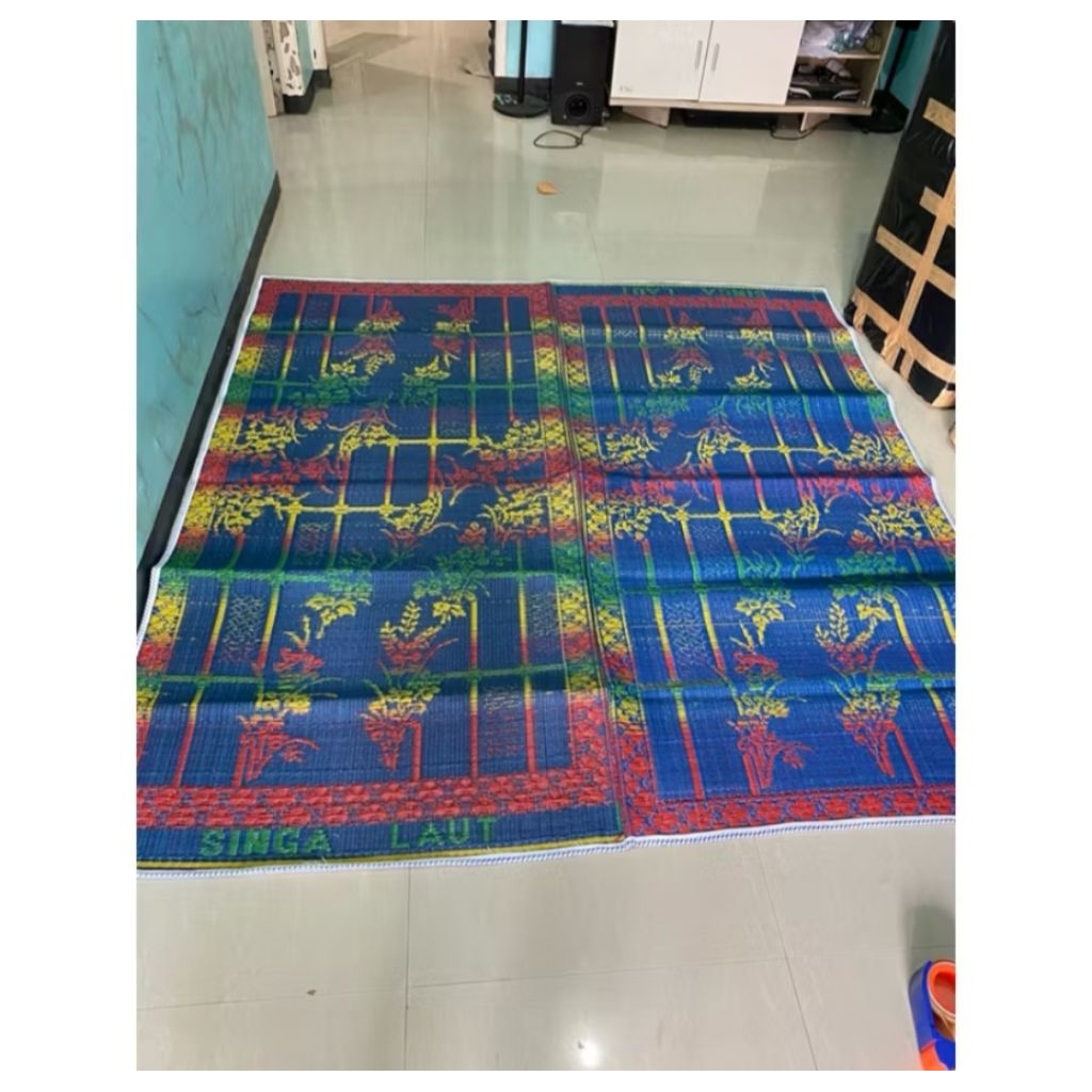 tikar  plastik lipat merek singa laut ukuran 200x300  kuat tebal tahan air