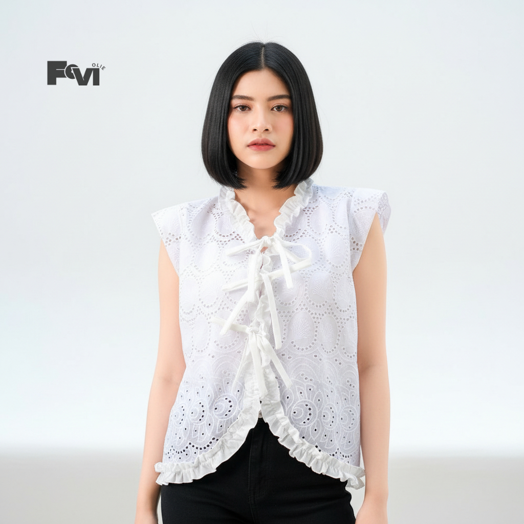 Foviolie – Aurelia Lace Accent Blouse