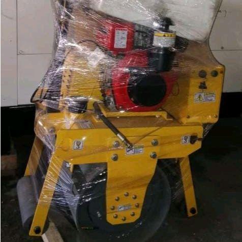 BABY ROLLER ENGINE DIESEL SINGLE DRUM MINI ROLLER MESIN PEMADAT JALAN ASPAL TANAH