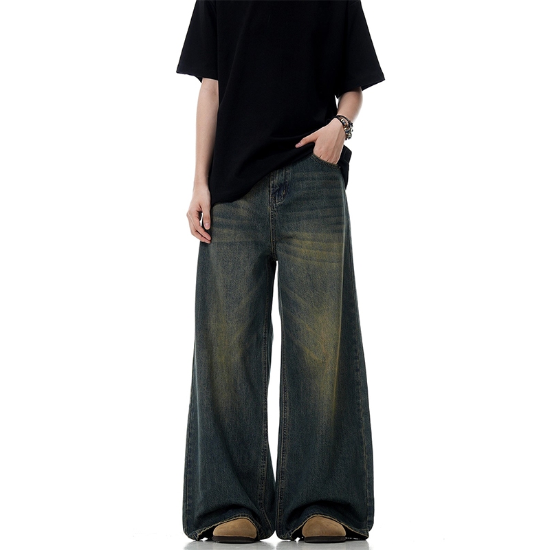 CELANA JEANS  Celana jeans panjang longgar untuk pria dan wanita