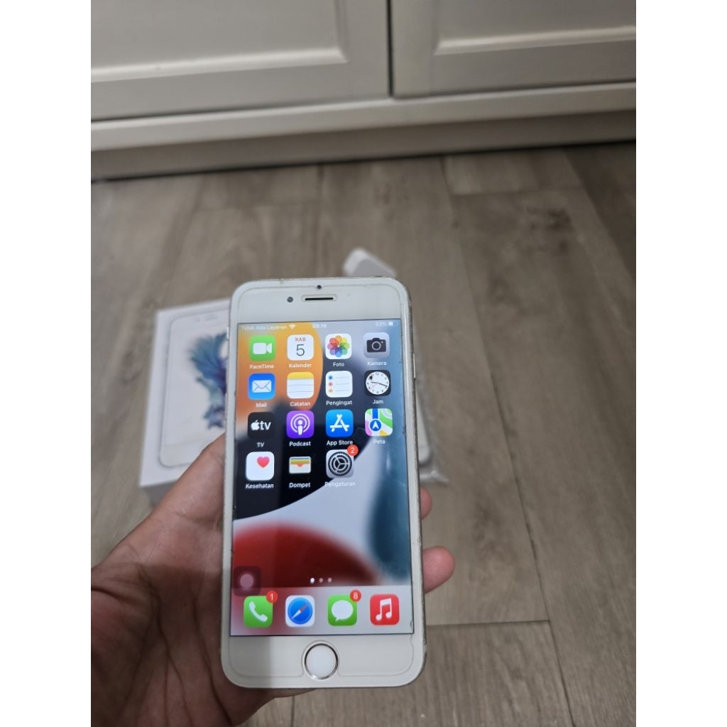 iPhone 6s Silver 64gb  (second/bekas) fungsi normal