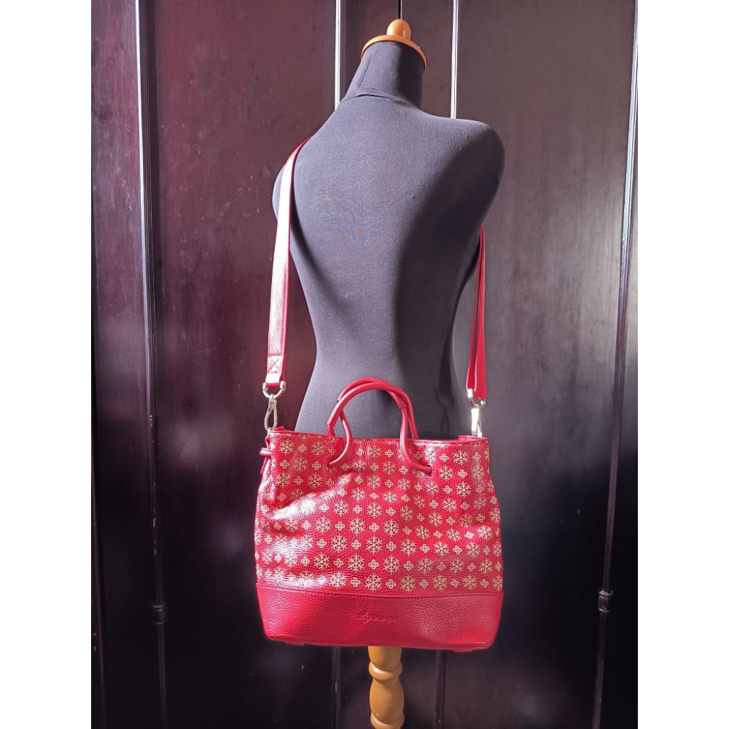 Sling Bag / Tas Selempang Kulit Asli Bampo Snow Flakes Red Genuine Leather Preloved/second