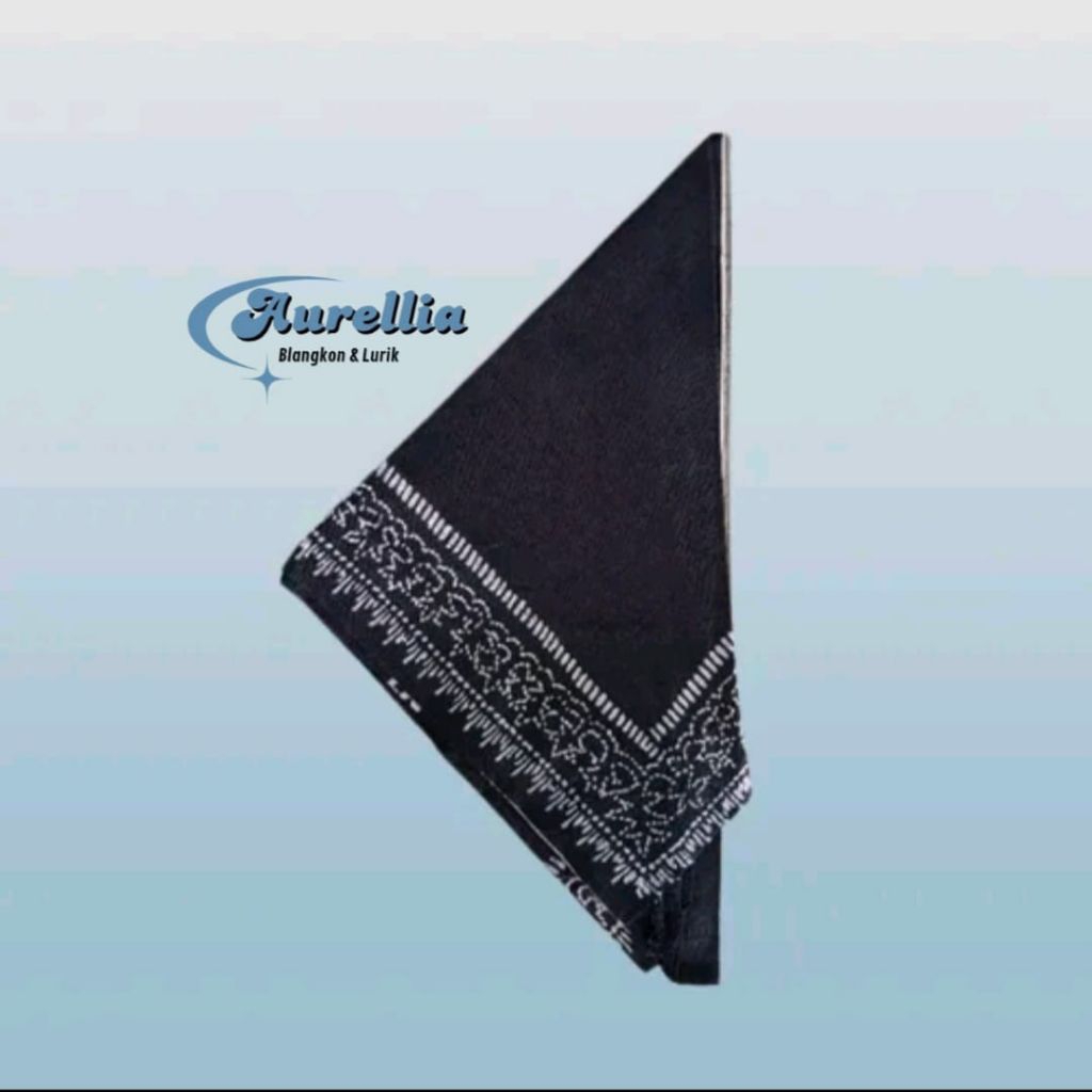 Udeng Segitiga Wulung / Iket Batik Segitiga Motif Wulung / Iket Kepala Segitiga Wulung / Totopong