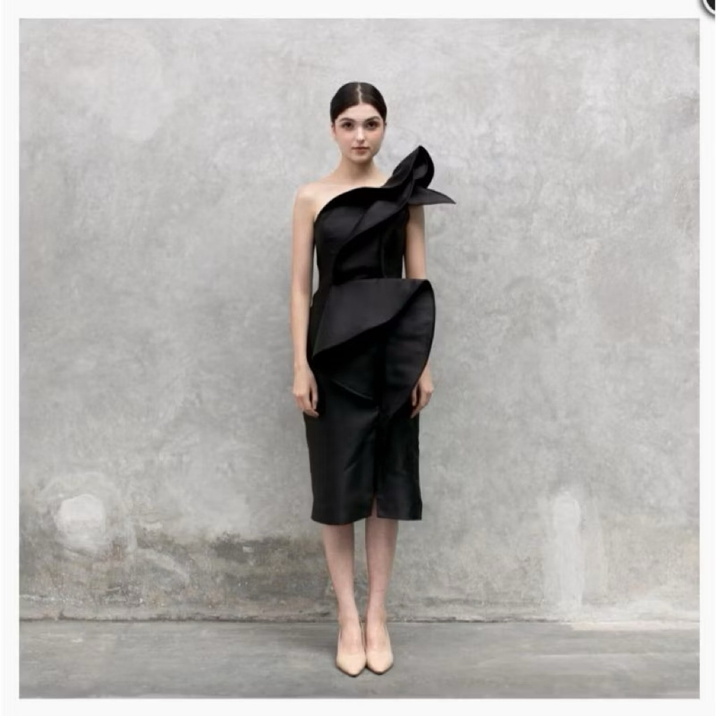 (preloved) CIEL Lexa Black Dress