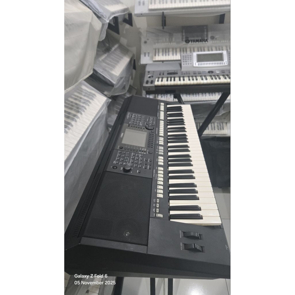 YAMAHA PSR S750 Keyboard Arranger Second Normal Good Condition