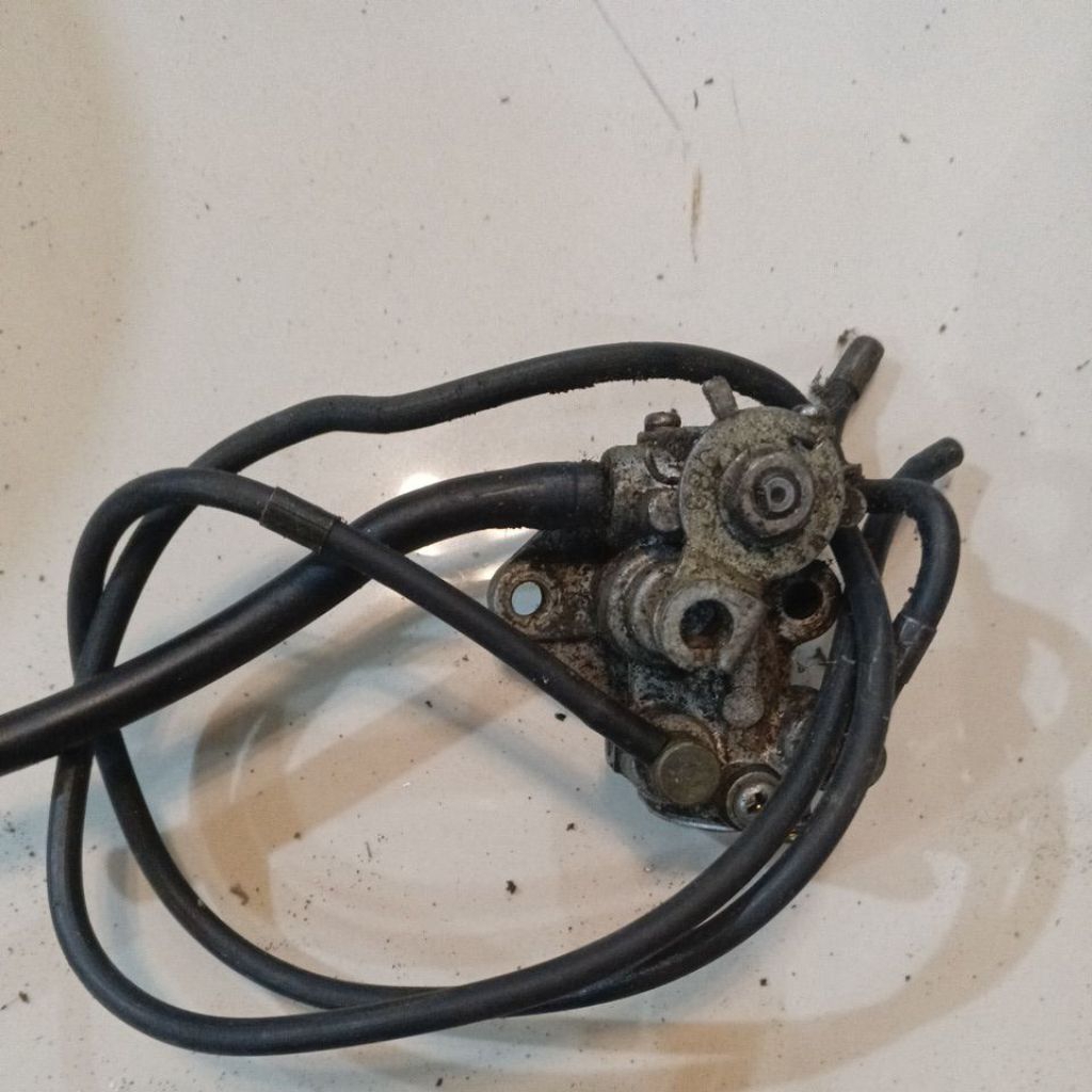 pompa oli Suzuki rc rc100 bravo sprinter tornado spirit