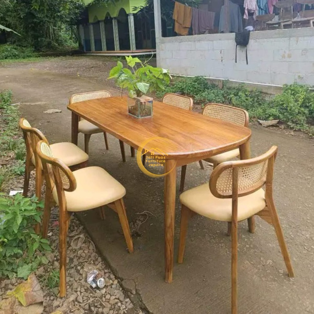 Set Meja Makan Kursi Jati Rotan 6 Kursi