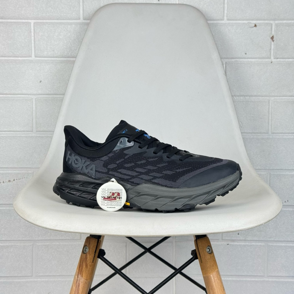 Sepatu Hoka One One Speedgoat 5 Black