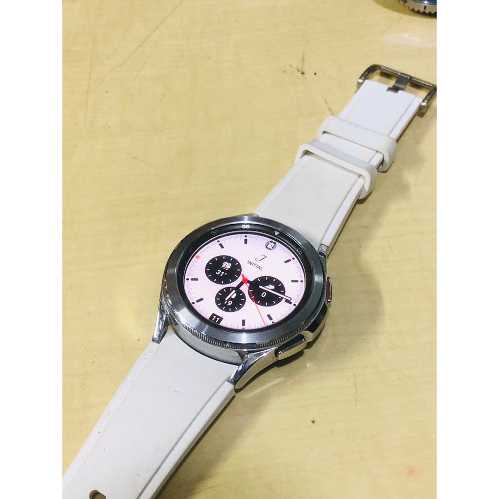 Samsung Galaxy Watch 4 Classic 42mm