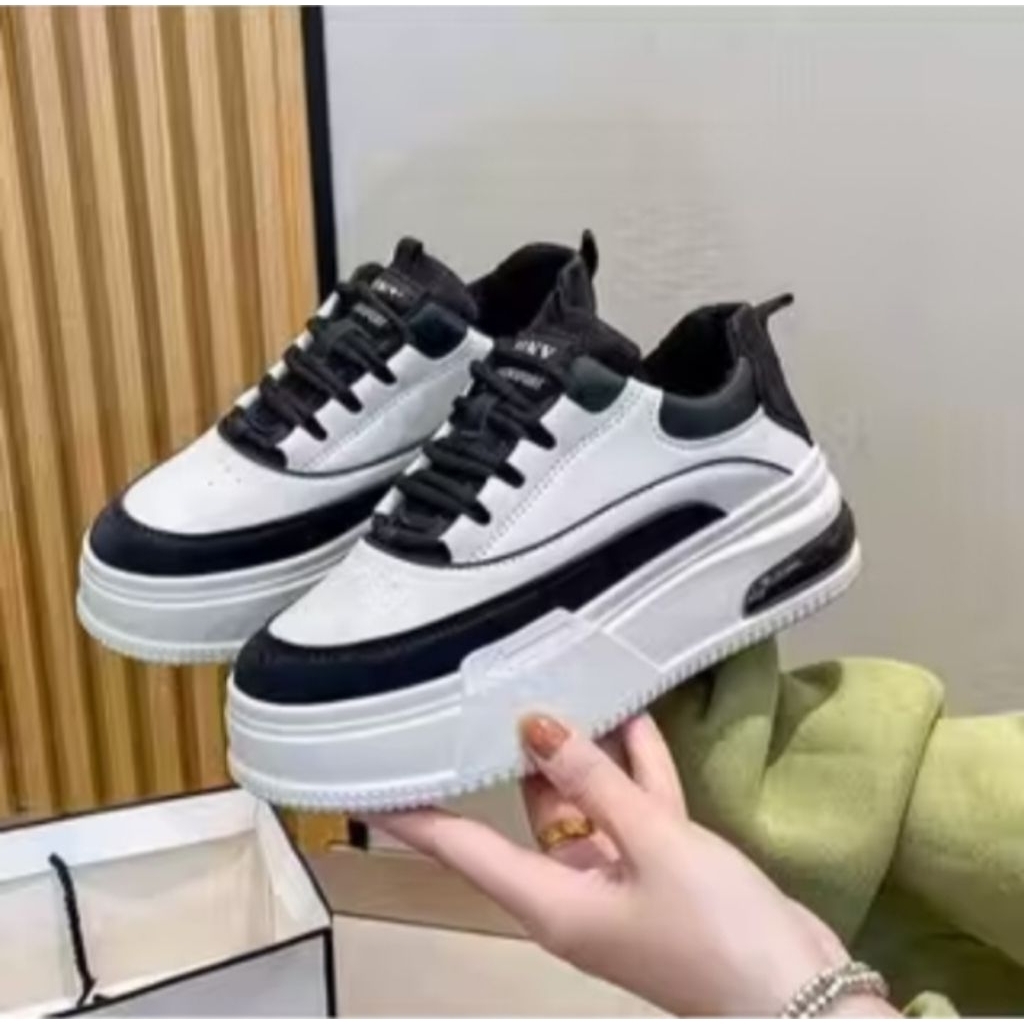 Sepatu sneaker wanita Sepatu Korean style wanita jeno