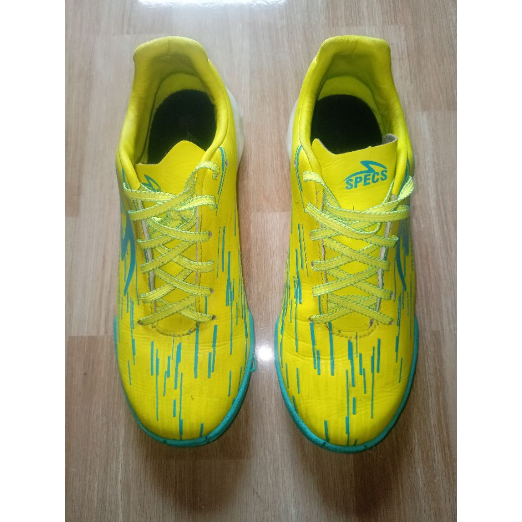 sepatu futsal second SPECS in