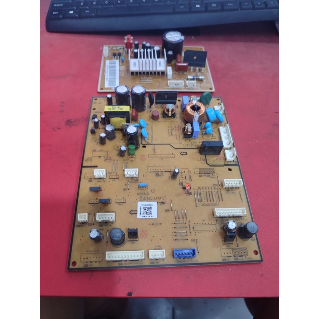 Modul kulkas Samsung 2 pintu Inverter RT29K5032S8 original