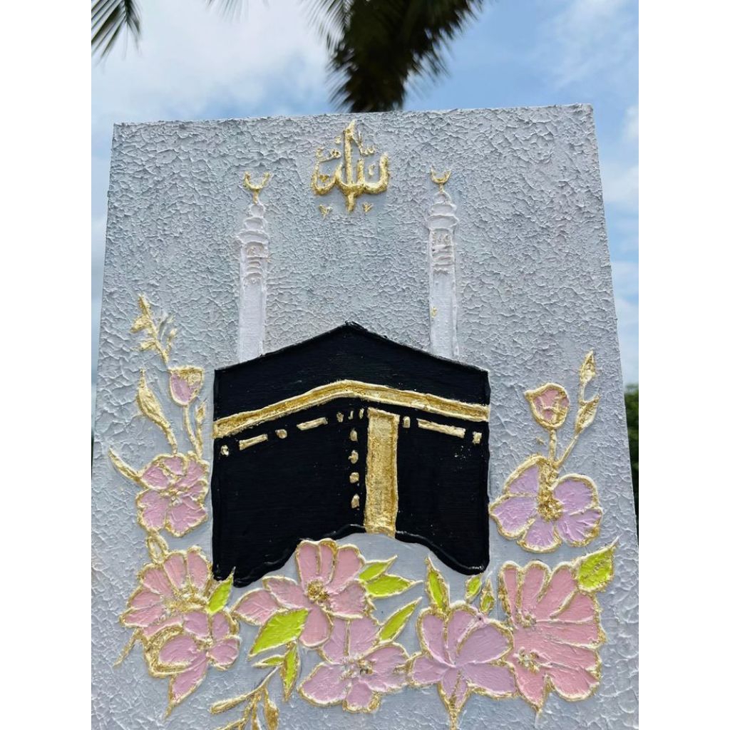 Lukisan dinding kabah tekstur timbul dekoratif ruangan