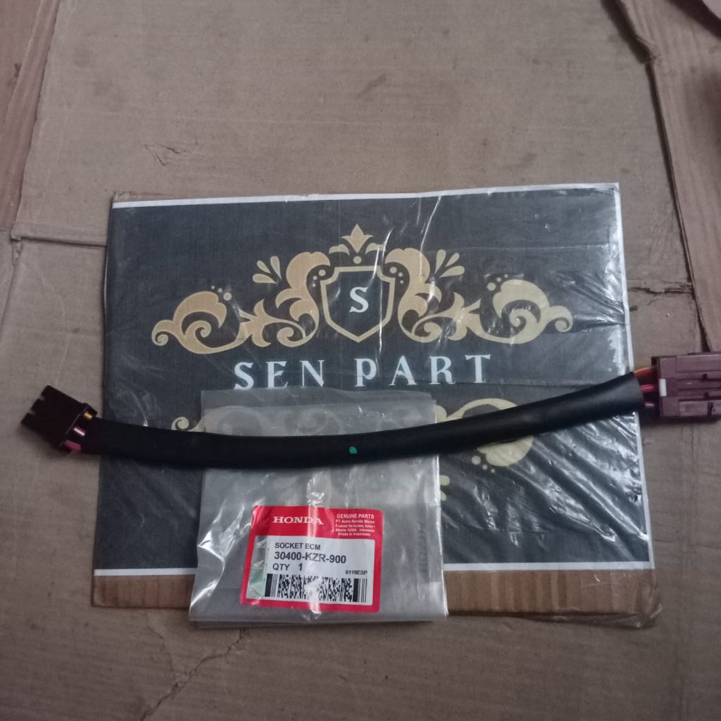 SOKET ECM VARIO 125 (KZR)