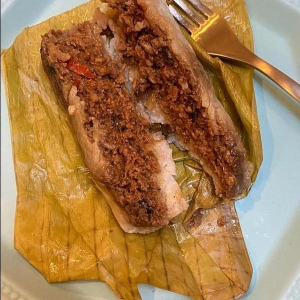 KirimSekarang- Arem arem / Buras asli Bogor isi Oncom 5 pcs (Tangerang dan Sekitarnya)