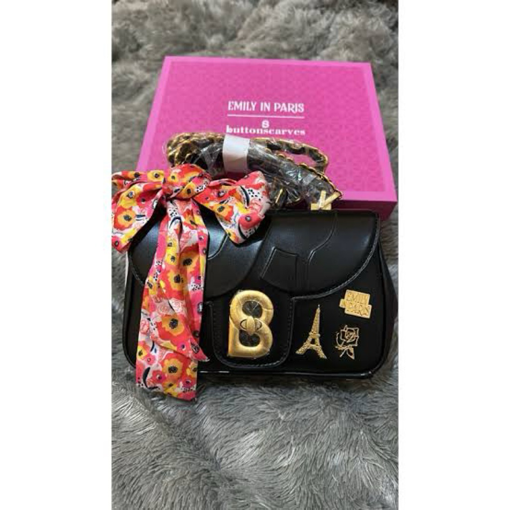 Tas Buttonscarves Emily in Paris