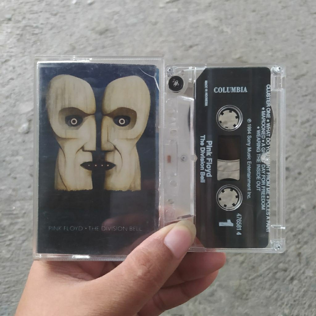 Kaset Pita Pink Floyd - The Division Bell