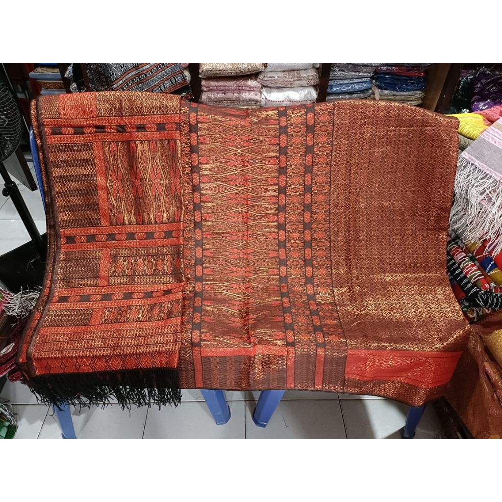 Kain Songket Tumtuman kristal selendang lebar