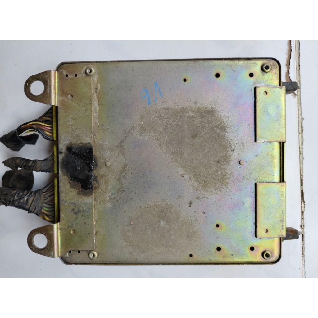 ECU Mitsubishi Galant V6 2000 cc