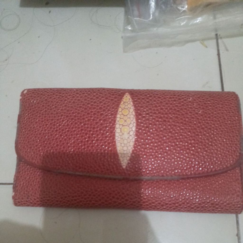 dompet wanita motif kulit pari