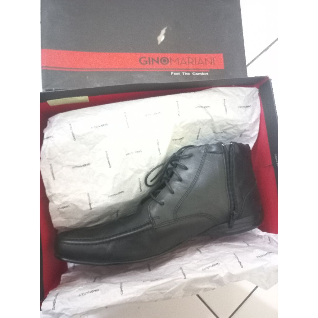 sepatu pria Gino mariani Dionix