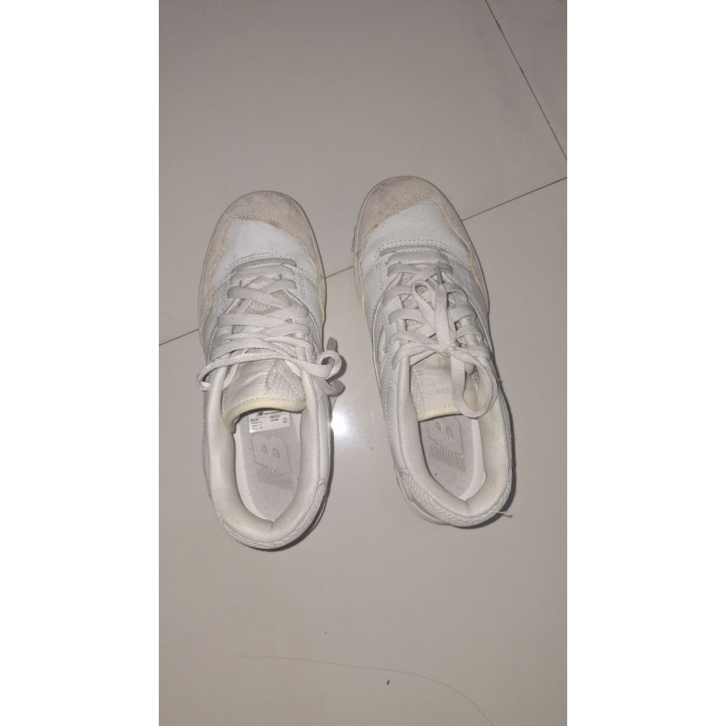 [PRELOVED] NEW BALANCE 550 (No box)