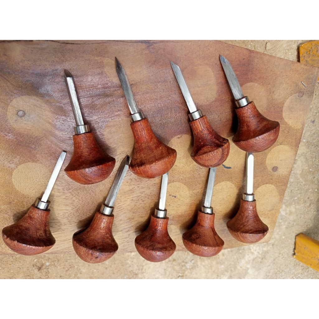 alat ukir emas dan perak