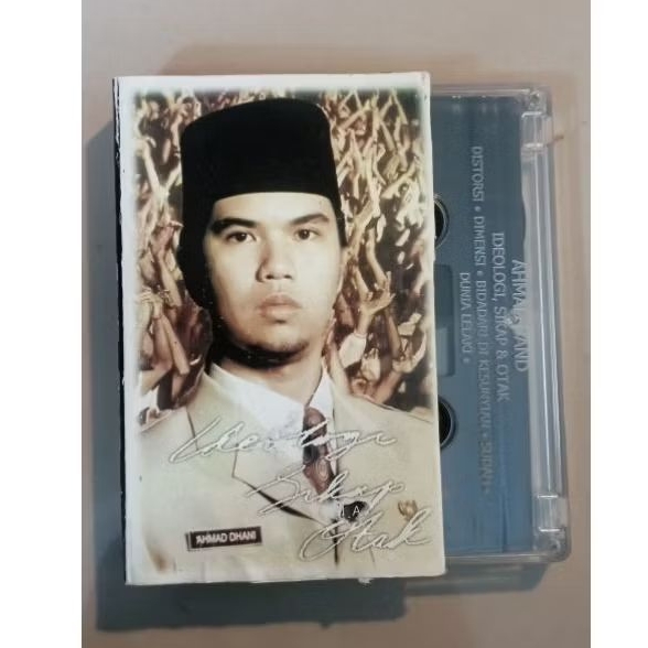 kaset pita ahmad band ideologi sikap otak