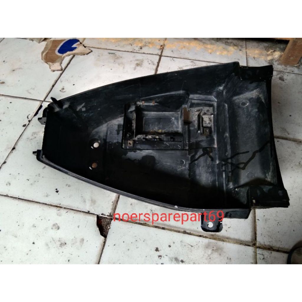 BOX BAGASI BOX HELM YAMAHA MIO M3 MIO Z MIO S 2PH COPOTAN ORIGINAL