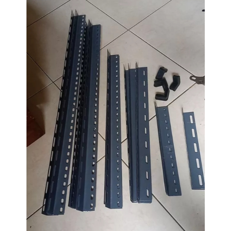 Tokuniku Besi Siku Lubang Custom Besi Siku Lubang 35x35 3,5x3,5 cm