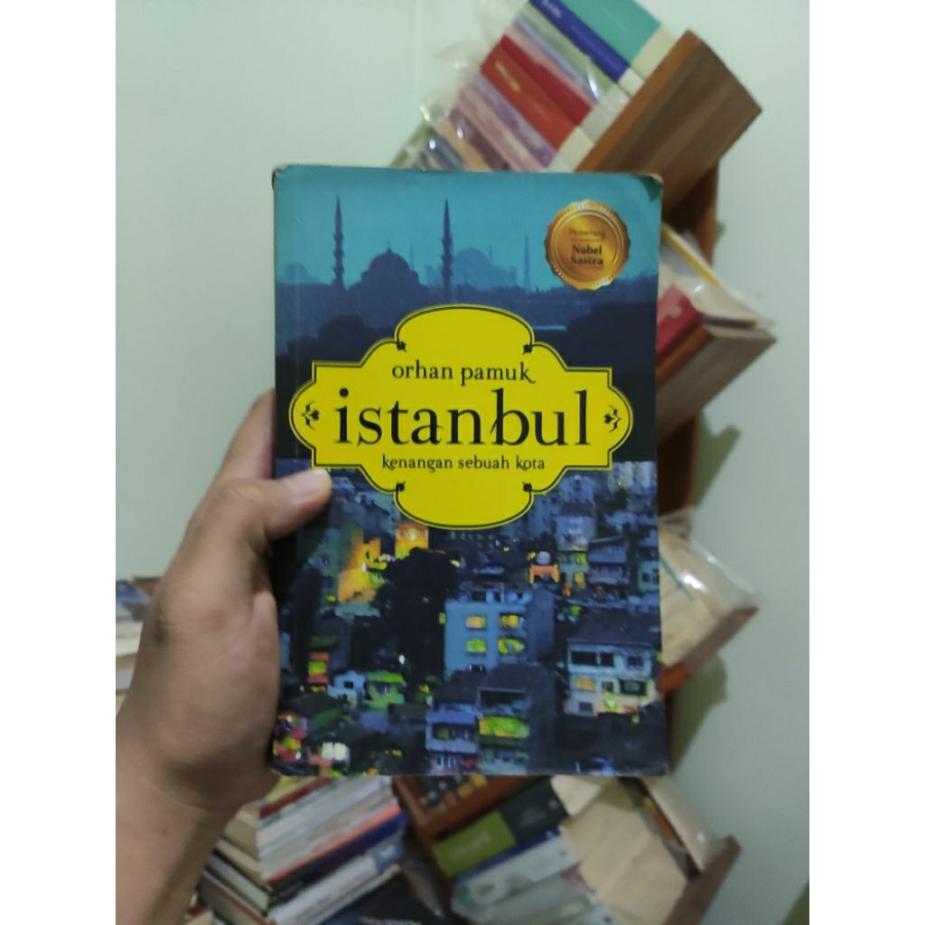 [PRELOVED ORI] Istanbul Kenangan Sebuah Kota - Orhan Pamuk Buku Bekas