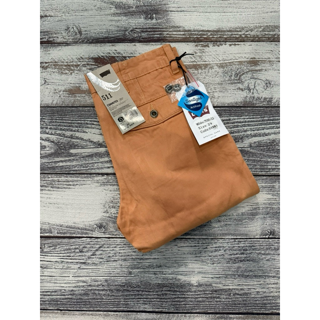 Celana chinos pria orange bata
