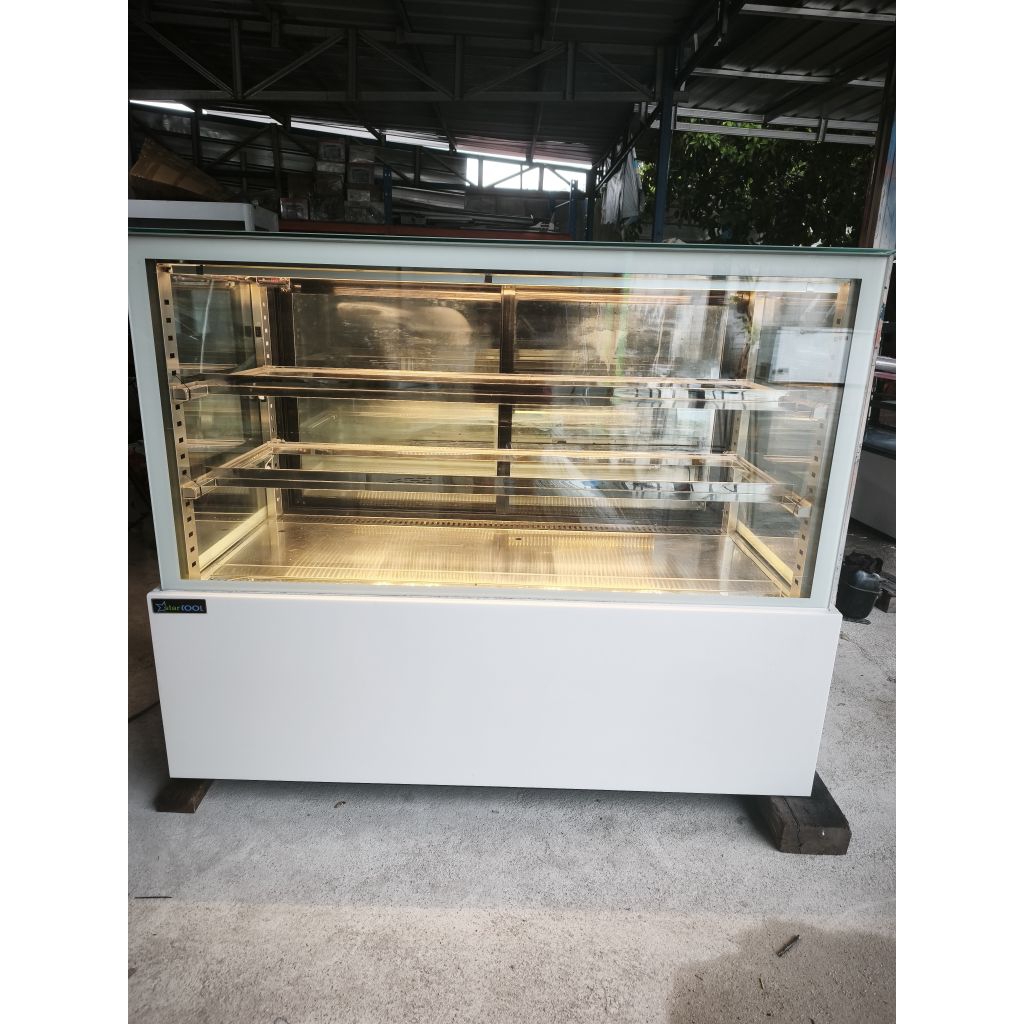 CHILLER CAKE SHOWCASE / PENDINGIN KUE UKURAN 150 CM