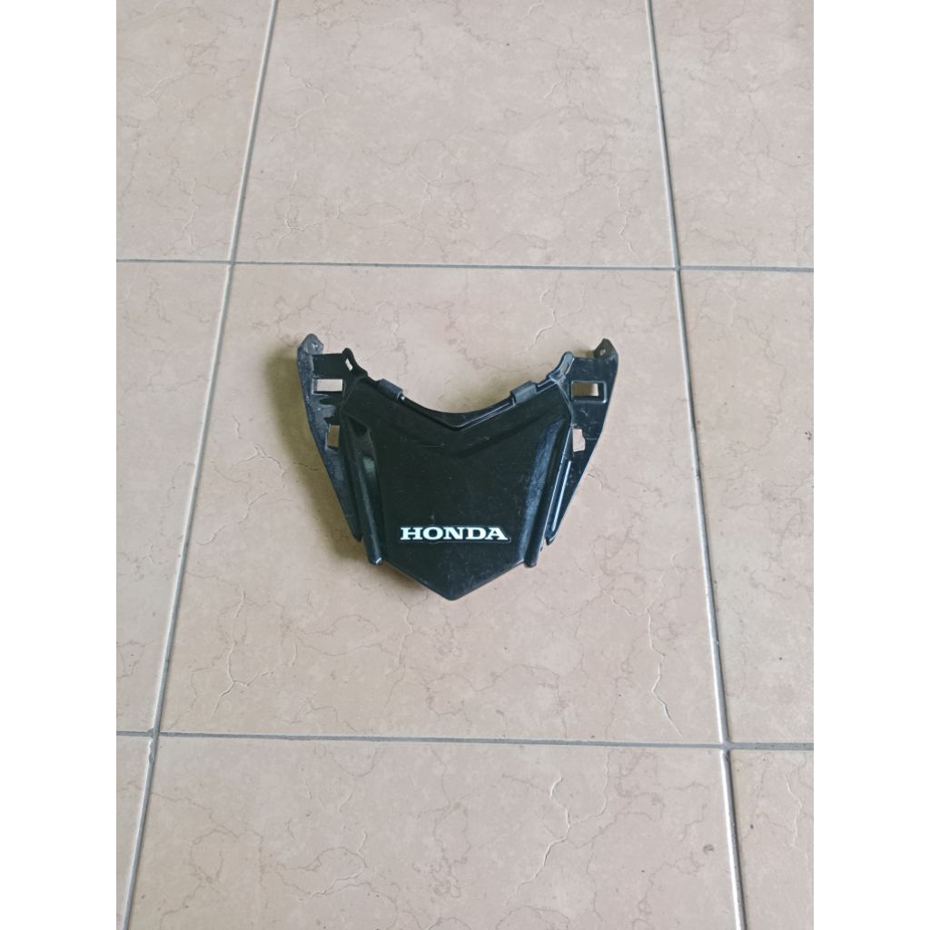 sambungan body belakang CBR 150R bekas original