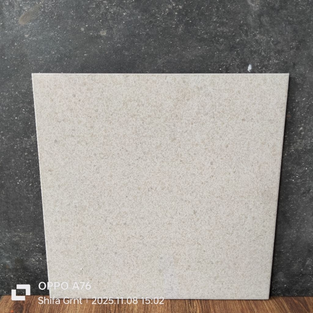 Keramik lantai 40x40.Terazzo White/Kia