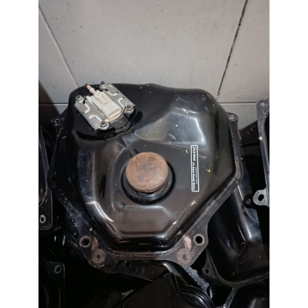 Tangki tengki bensin set fuelpump Vario 125 Fi old lama Spacy Fi original copotan fuelltank pulpam p