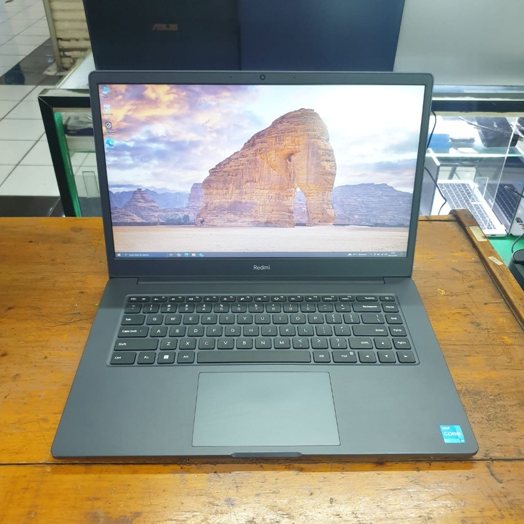 RedmiBook 15 Core i3-1115G4 Ram 8GB SSD 256GB 15 Full HD