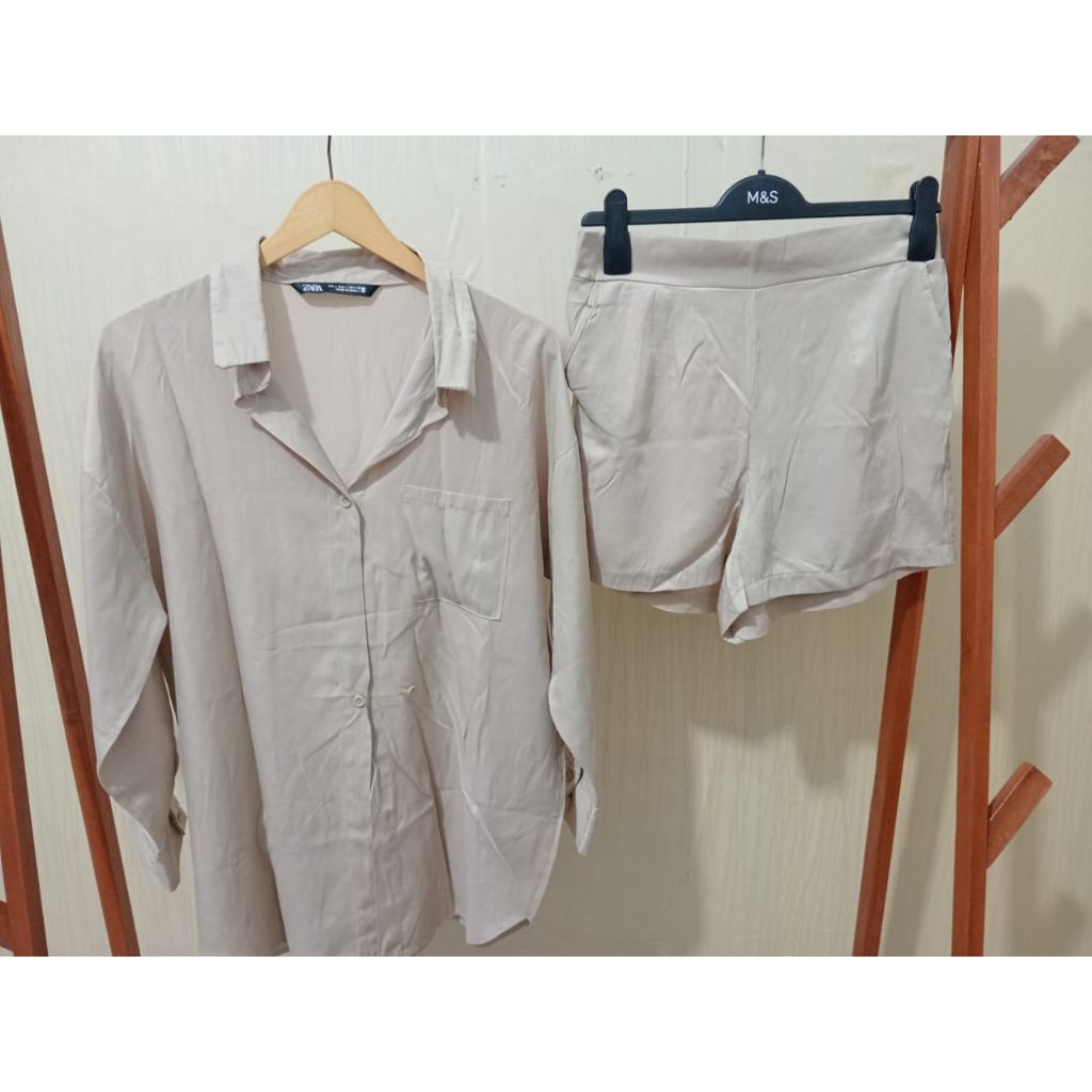 one set branded ZARA