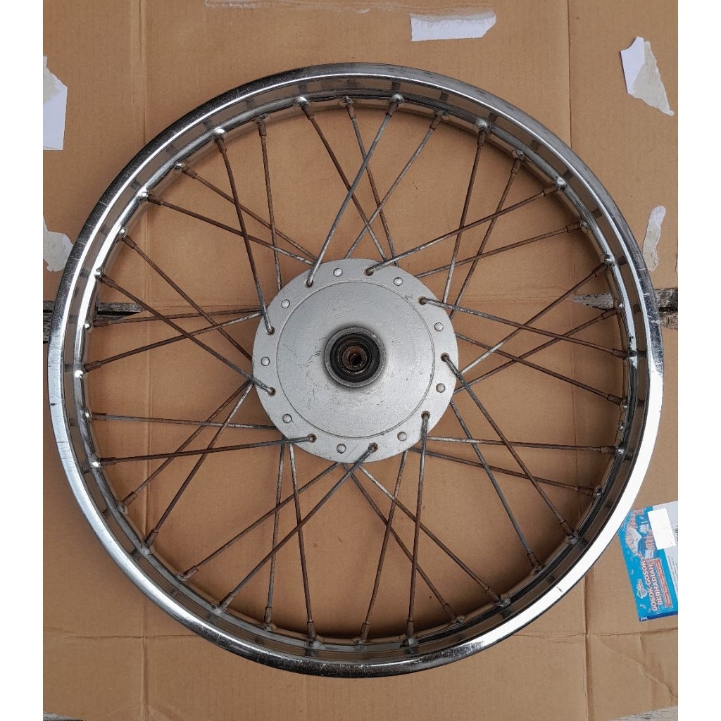 Velg depan Honda supercup c70 astrea 80 original