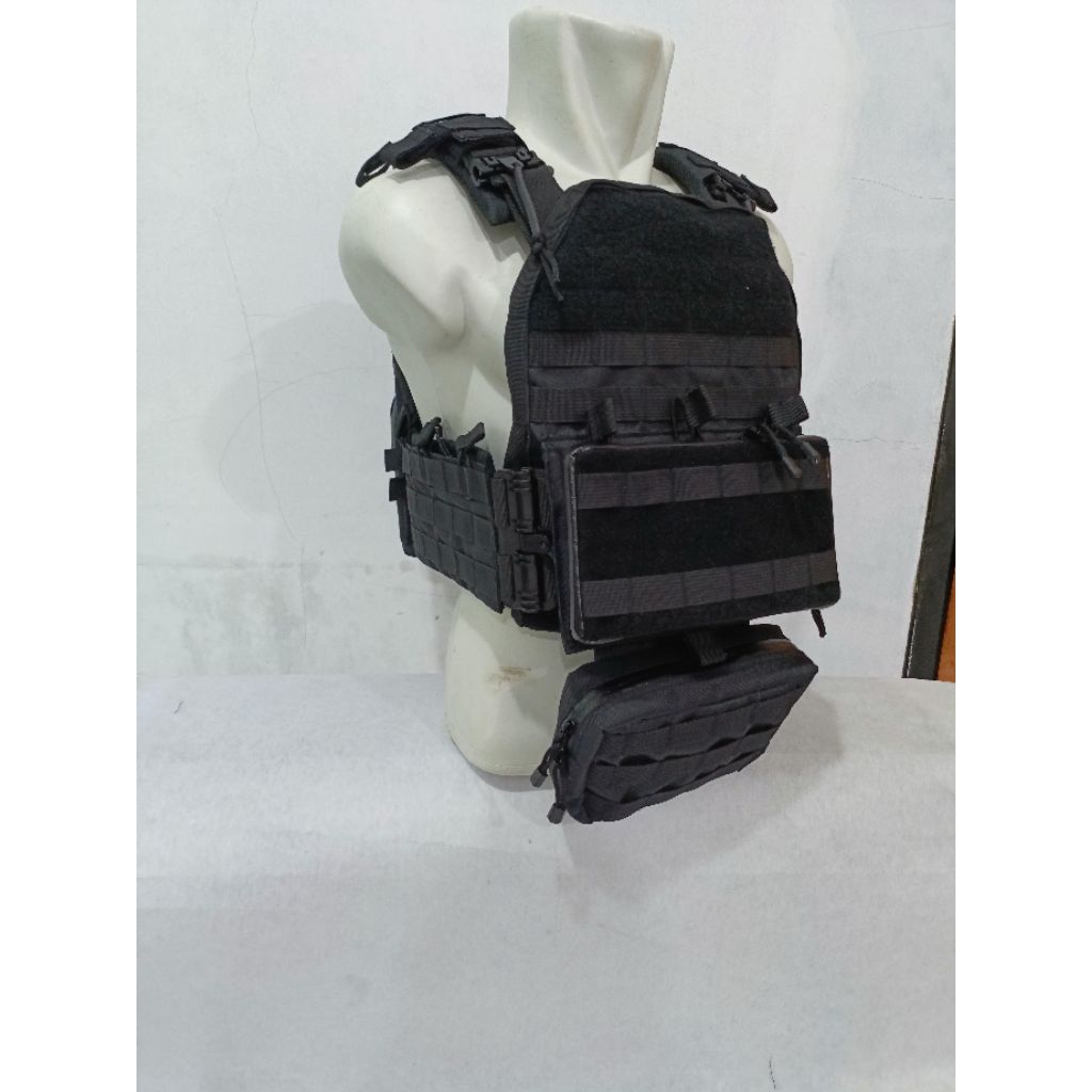 Bodyvest tactical free dummyplate murah pul jahitan bartax / Rompi  gaya militer tactical  hitam den