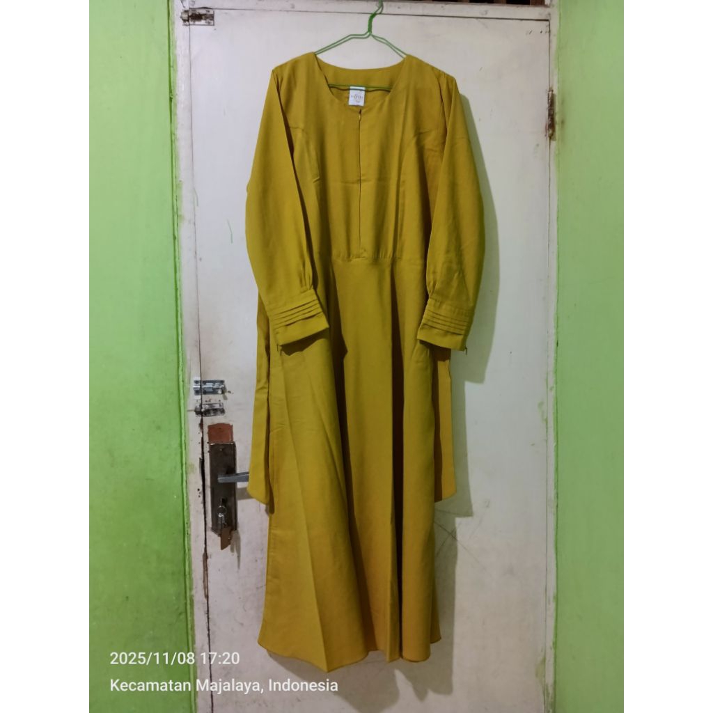 preloved gamis Irnanda