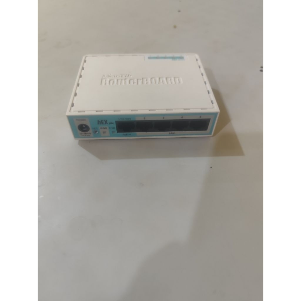 mikrotik rb750gr2