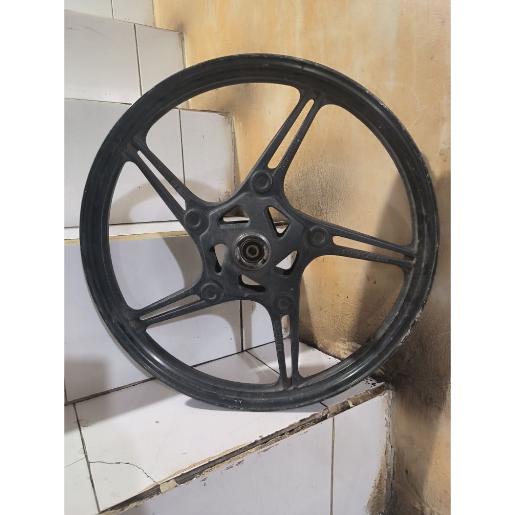 velg depan  Kawasaki athlete