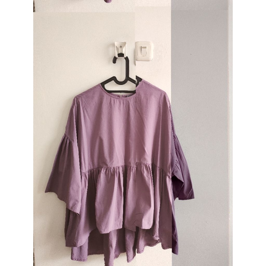 NAURA BLOUSE BENANG JARUM preloved