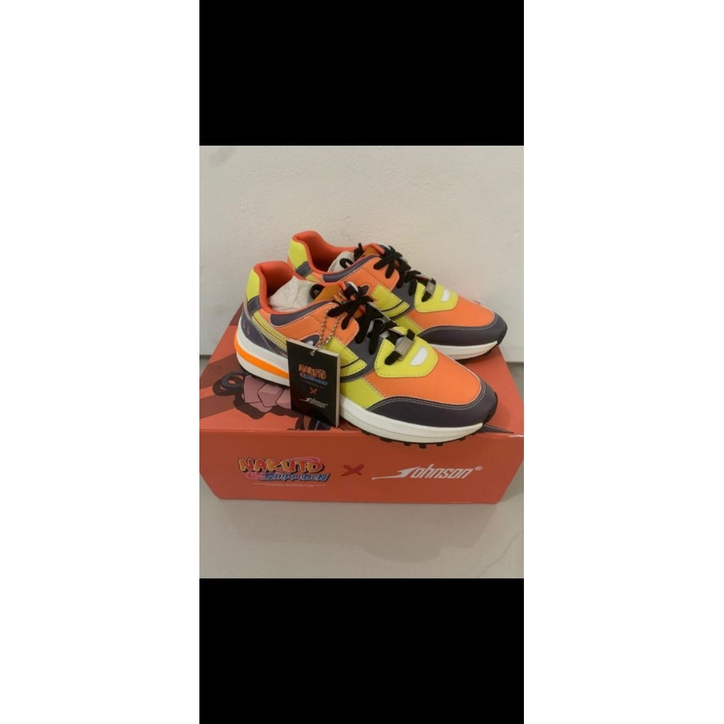 Sepatu Sneakers Jonshon x Naruto Shippuden (SIZE 38)