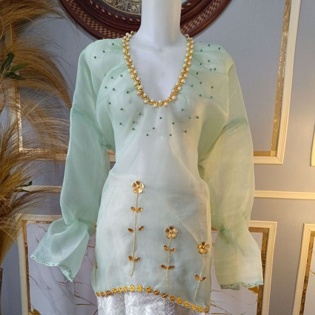 Baju Bodo/Baju Tokko/Baju Adat Bugis/Makassar/Baju Bodo Organza/Baju Bodo Modern/ Baju Tradisional B