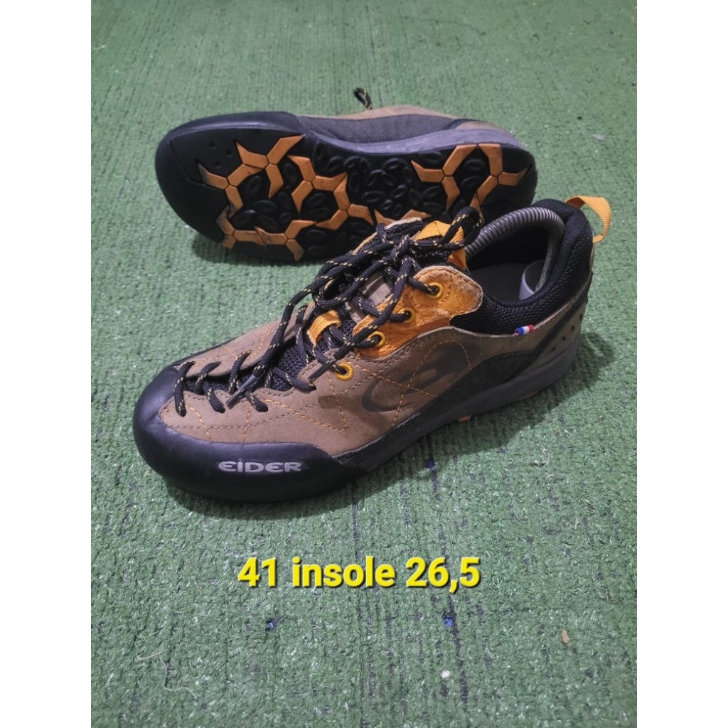 sepatu gunung s41 eider